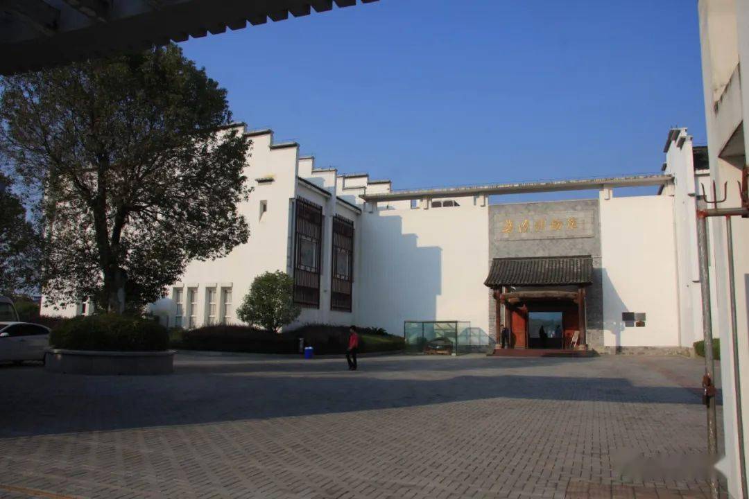 "中国县级第一馆"婺源博物馆的建设历程_gkstudio_场地_入口