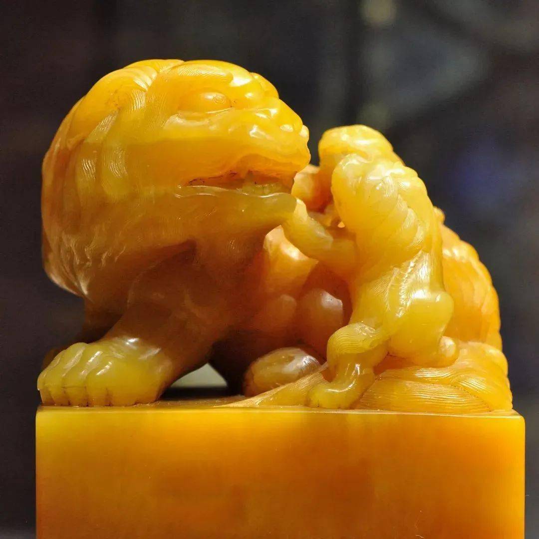 杨玉璇:鬼工神雕,这才是真正的寿山石界大佬!_石雕_艺术_雕刻