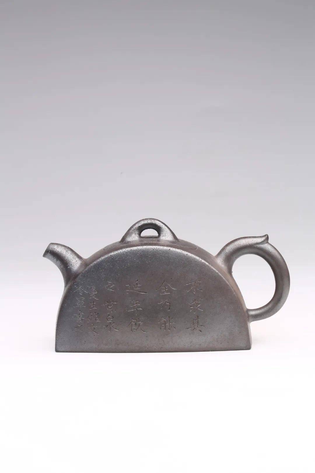 方斗壶杨彭年包锡刻松铭方斗壶44,方钟壶清代吉安制款方钟壶45,传炉壶