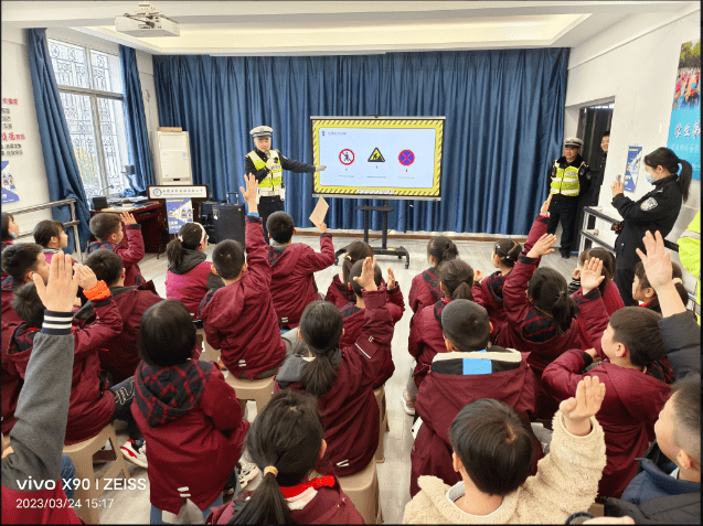 与春风作伴，与安全同行——西陵校园开展“全国中小学生安全教育周”主题活动