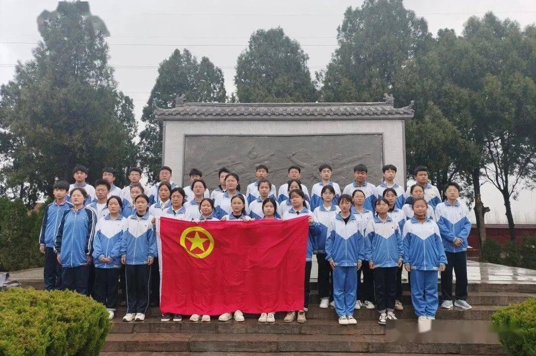 【我们的节日·清明】潘庄镇中学开展"缅怀先烈志,共铸中华魂"清明节