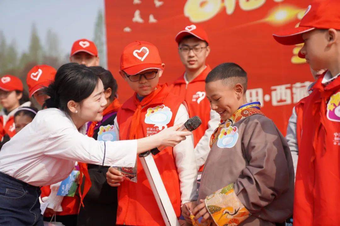 我们都是小小石榴籽_小朋友_西藏_帮扶