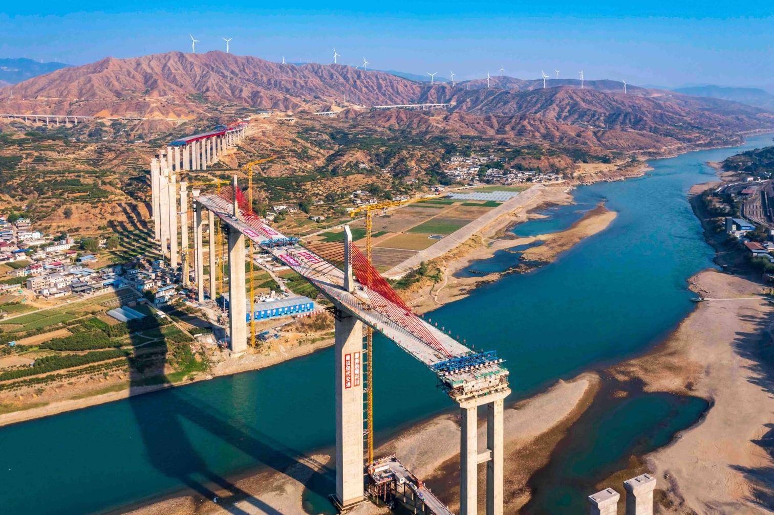 记者从蜀道集团获悉,4月10日,由蜀道高速集团投资,蜀道集团四川路桥