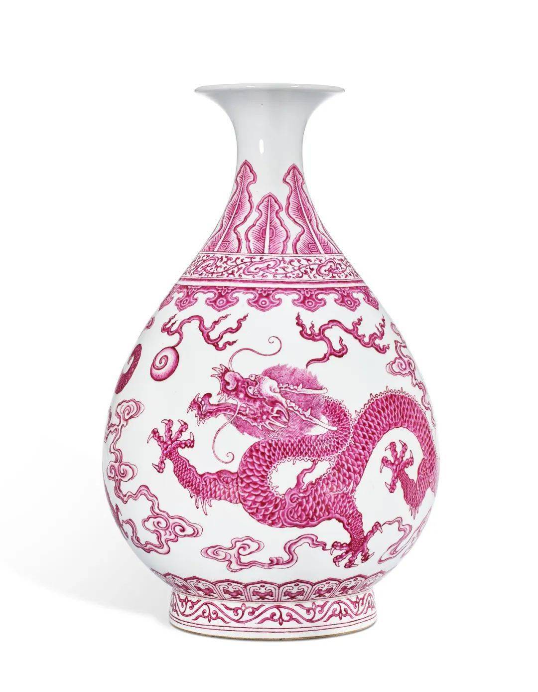 清乾隆 御制珐琅彩杏林春燕图碗