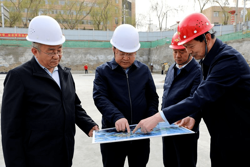 张辉在调研全县城镇化建设工作时强调加快补齐城市建设短板弱项 着力打造生态秀美宜居宜业之城_小区_环境