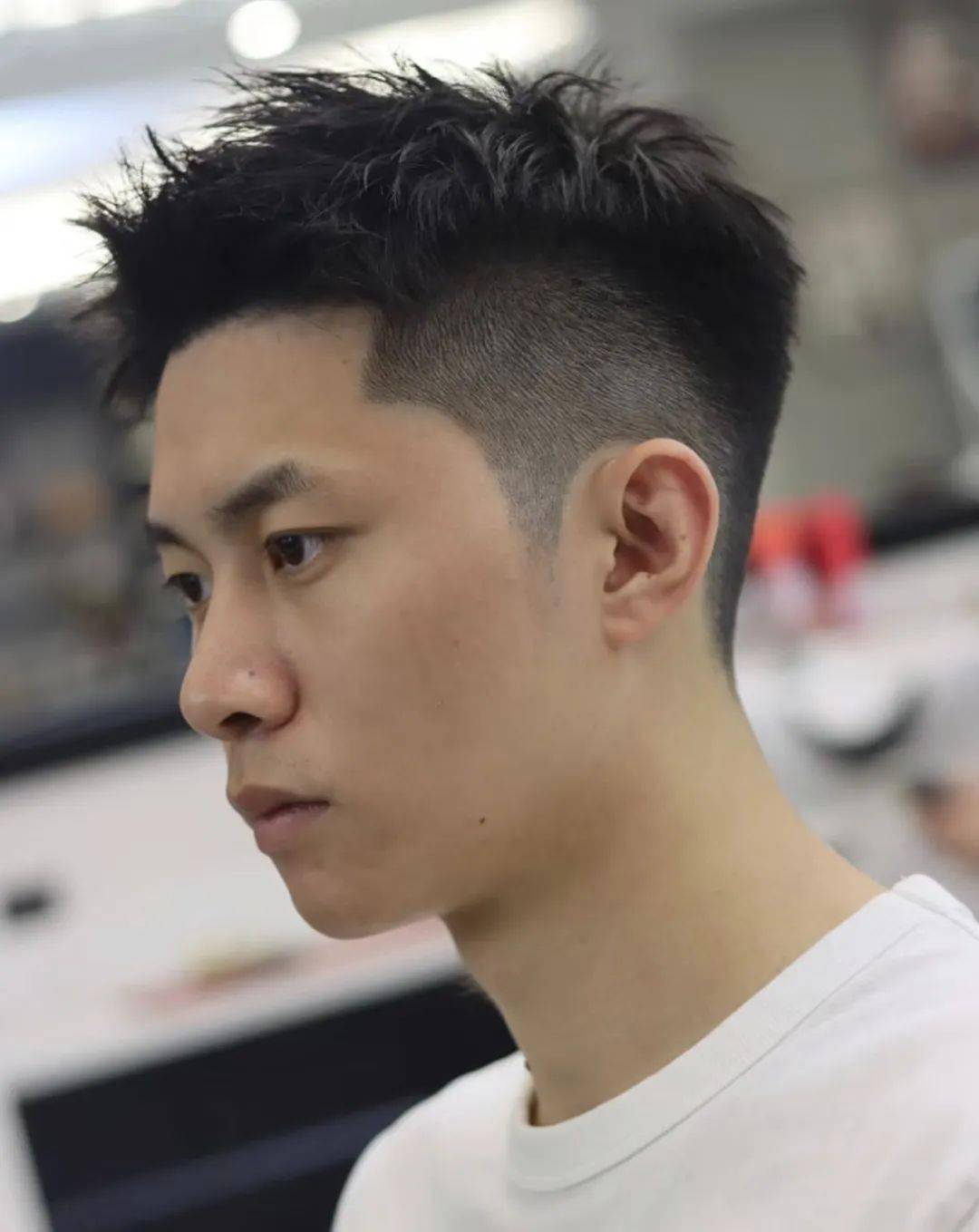 爆款男生发型-前刺,哪一款适合你?_场合_cm_造型