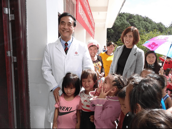 何裕隆获评"广东医院优秀院长"》)(作者:深圳特区报首席记者 罗莉琼