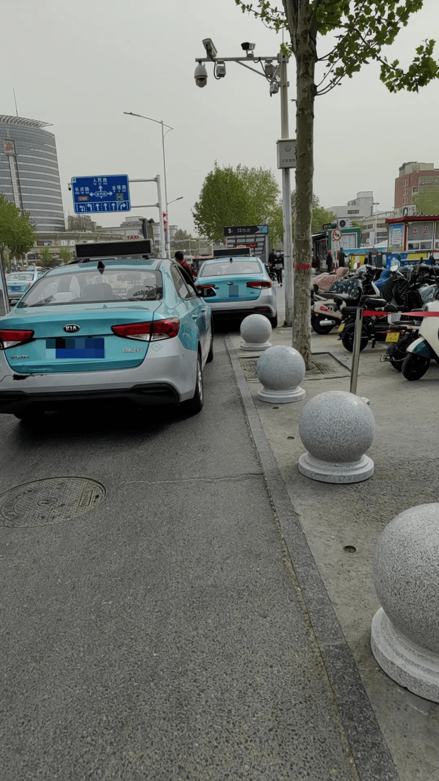 濮阳交警重点治理市内交通违法,乱停乱放等行为!_影响_车辆_道路