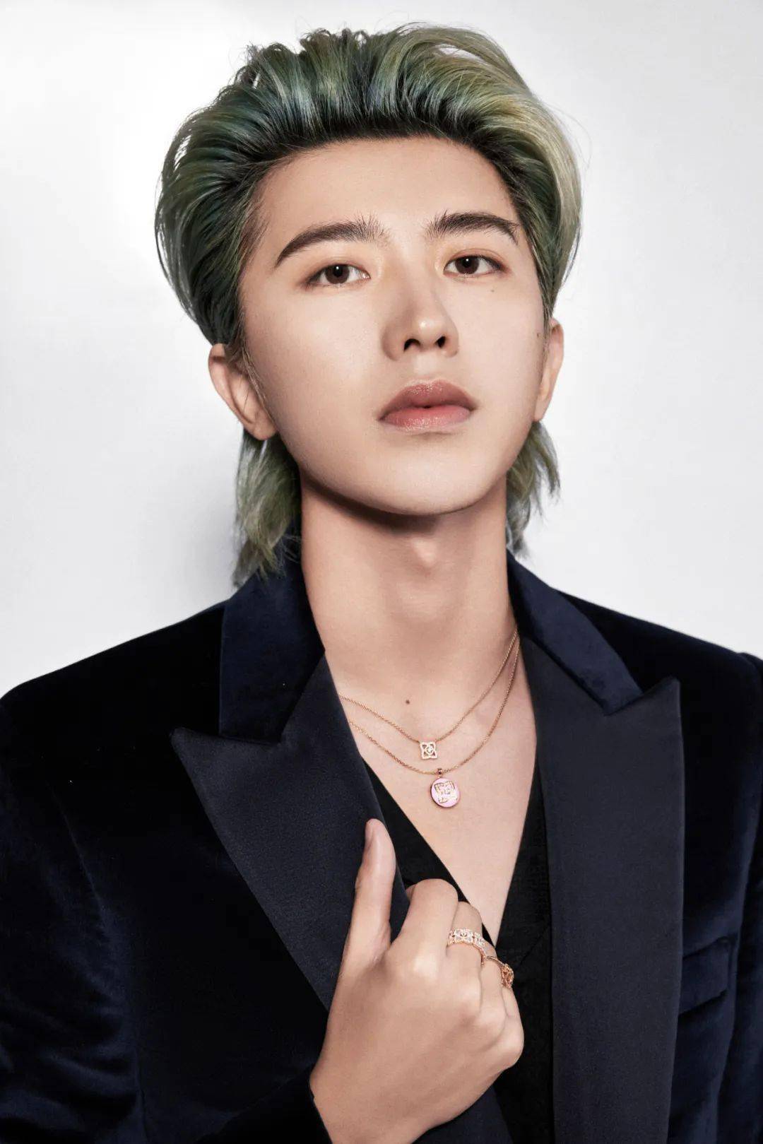 榜妹热线 | 蔡徐坤女友事件?唐嫣张新成合作?张云龙新剧开机?