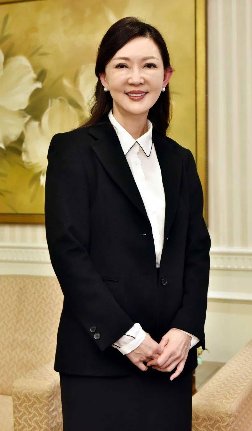 二婚嫁豪门,她手握千亿资产,生四个女儿各不简单_王永庆_宝珠_因为