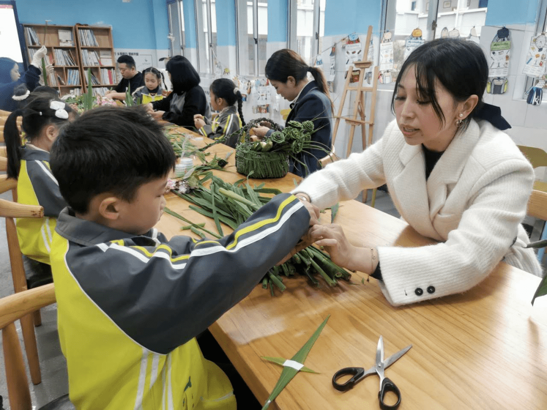 锚定打造儿童友好城市"黄岩"样板,黄岩区头陀镇中心小学主动接轨当地