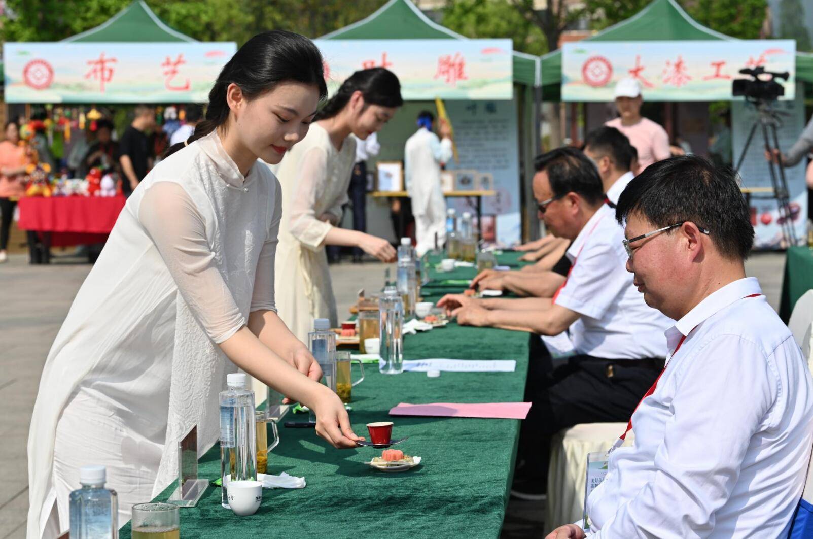 品茶秀艺话茶事!