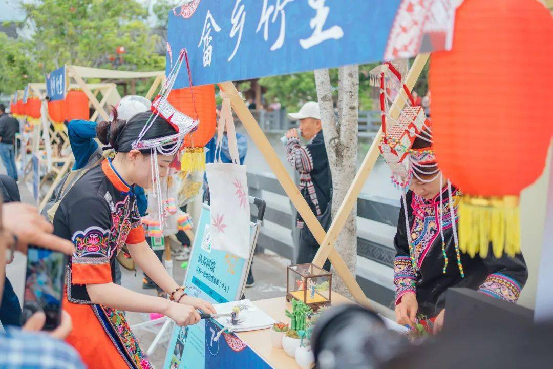 这一次泰顺"三月三"畲族风情旅游节又刷屏朋友圈了.