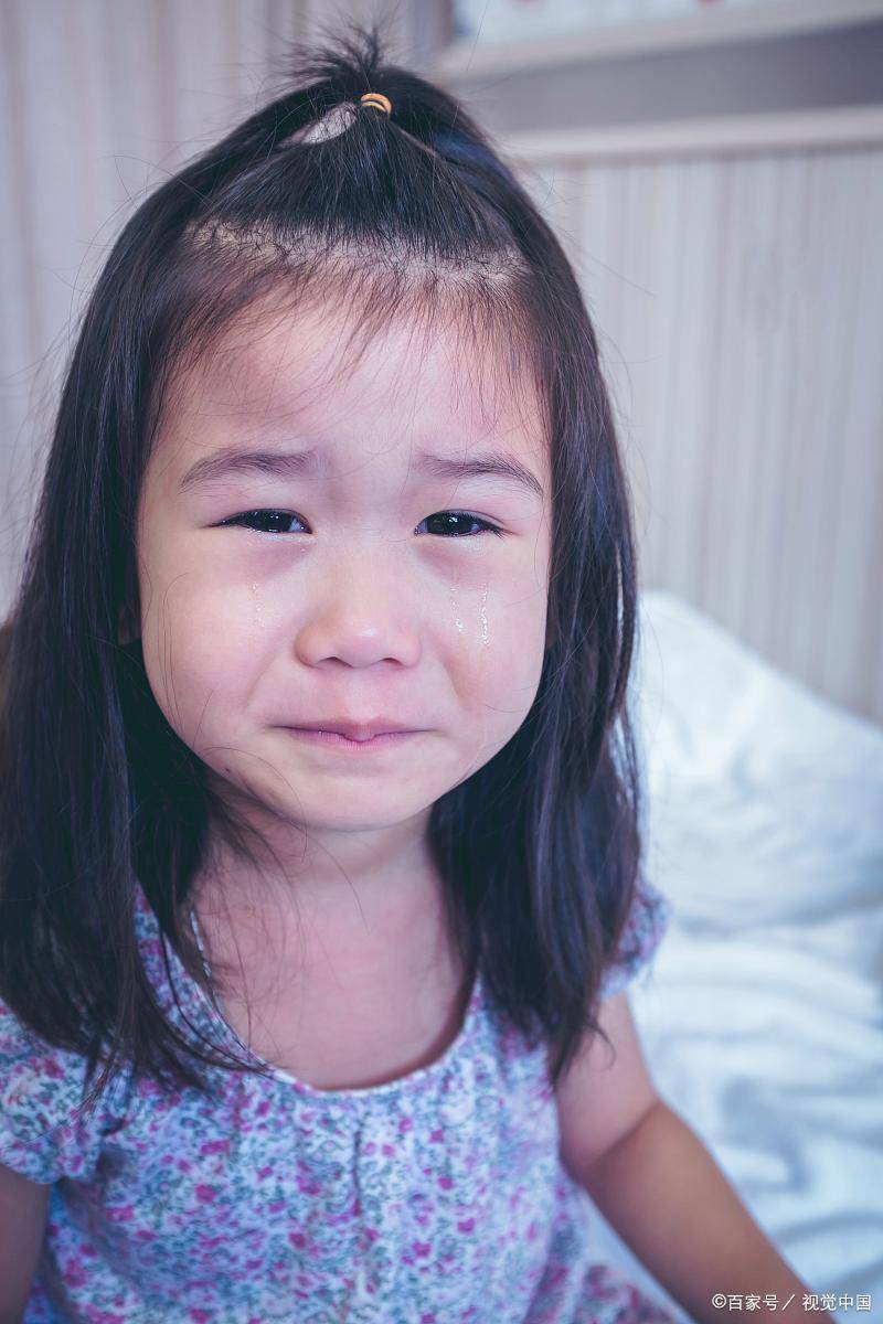 上海文创店恶劣店主,冤枉小女孩偷盗拒不道歉_文具店_事情_孙女