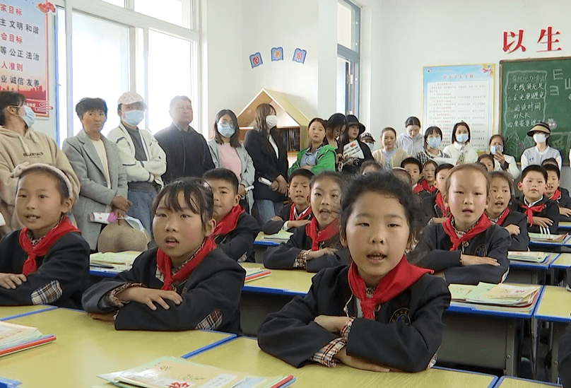 萧县凤城小学举行校园开放日活动_家长_工作_特色