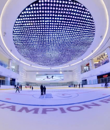潍坊冰刀滑冰场图片