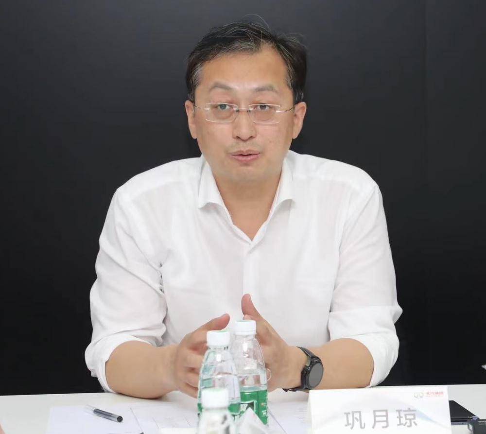 车展对话|北汽集团副总经理巩月琼:"两条腿走路",北汽能力不比别人弱