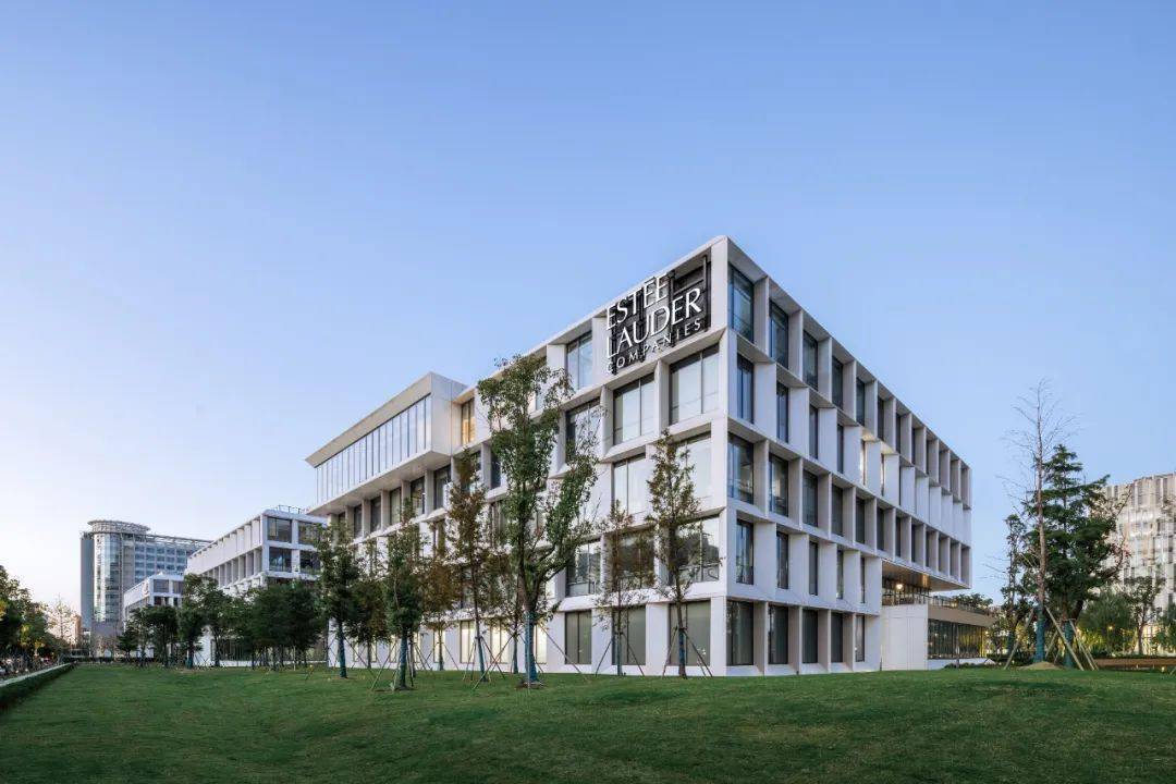 gensler新作 | 雅诗兰黛中国创新研发中心_空间_的设计_办公