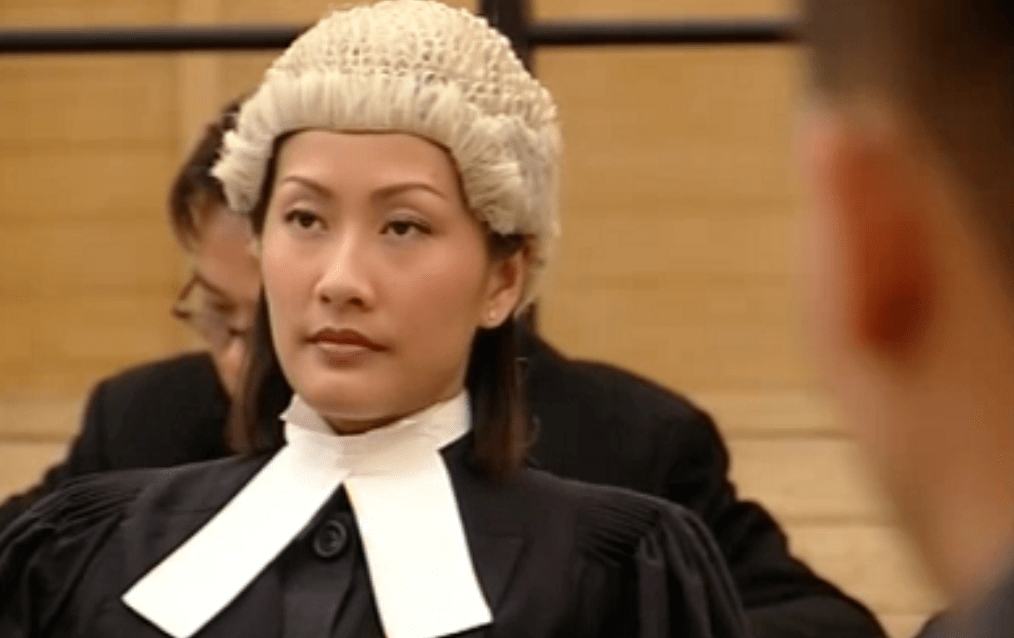 陈慧珊还是精英律师派头.马浚伟,蔡少芬同演急诊科医生.