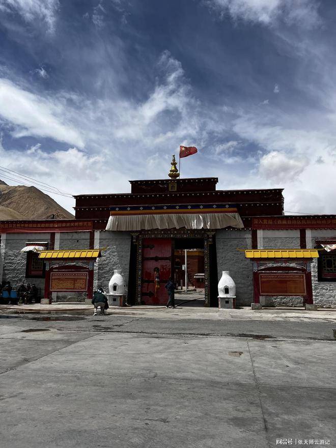 自驾游西藏第35天 参观普兰科迦寺 找了个小区新房洗衣服!