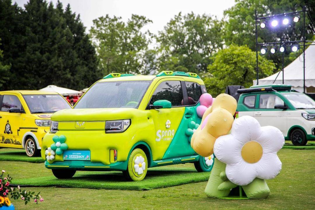 跟随宏光miniev,缤果,悦也邂逅"春日mini心花路放",解锁惬意生活_搜狐