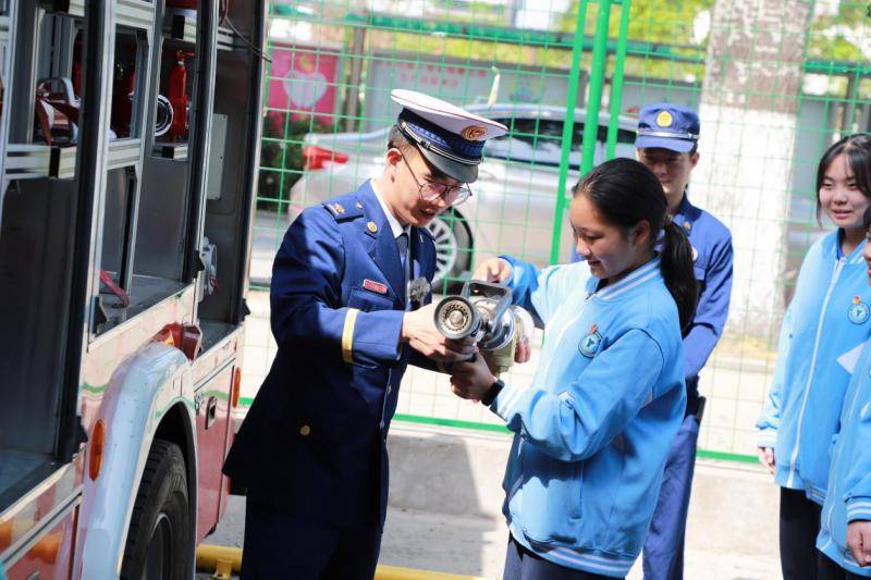 鲜花培训（太原花艺师培训学校） 第3张