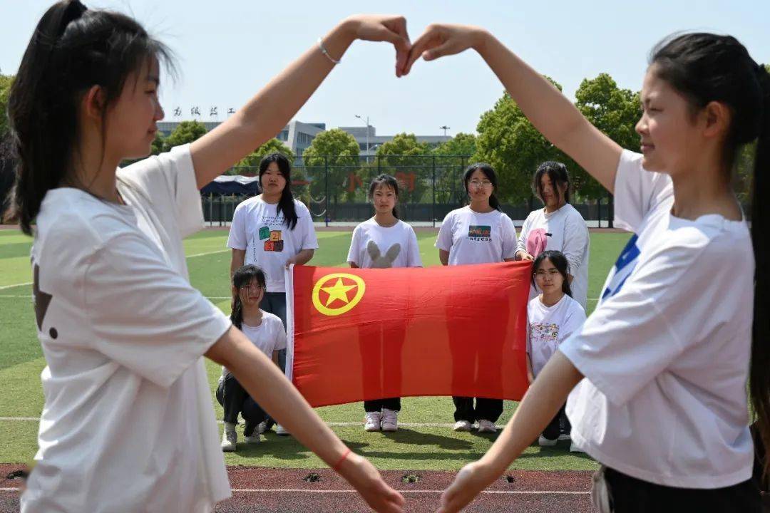 寿县寿春中学5.潘一实业公司4.龙升公司3.凯盛重工有限公司2.