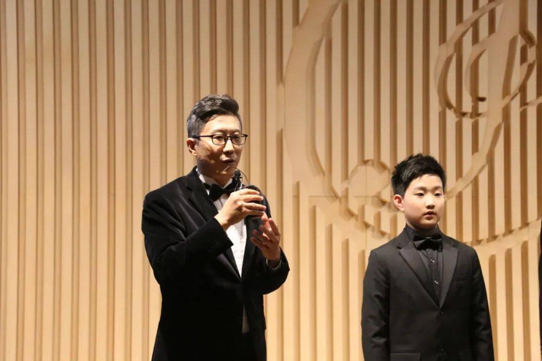 北京中央音乐学院副教授王天阳携手三位爱徒在谈弹中带你领略古典音乐
