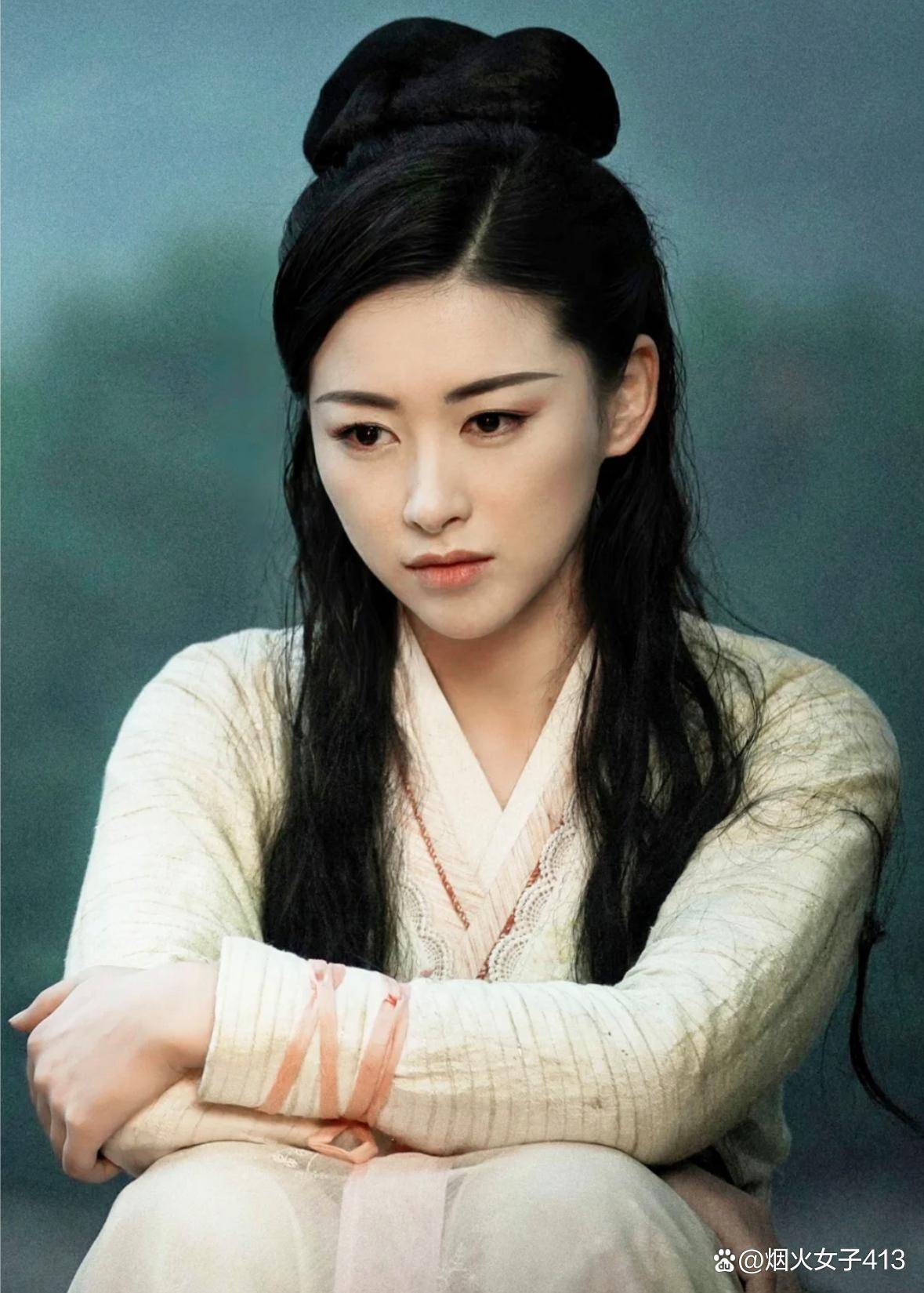 充满自己独特韵味魅力的女人——朱珠_栗娜_世界_花朵