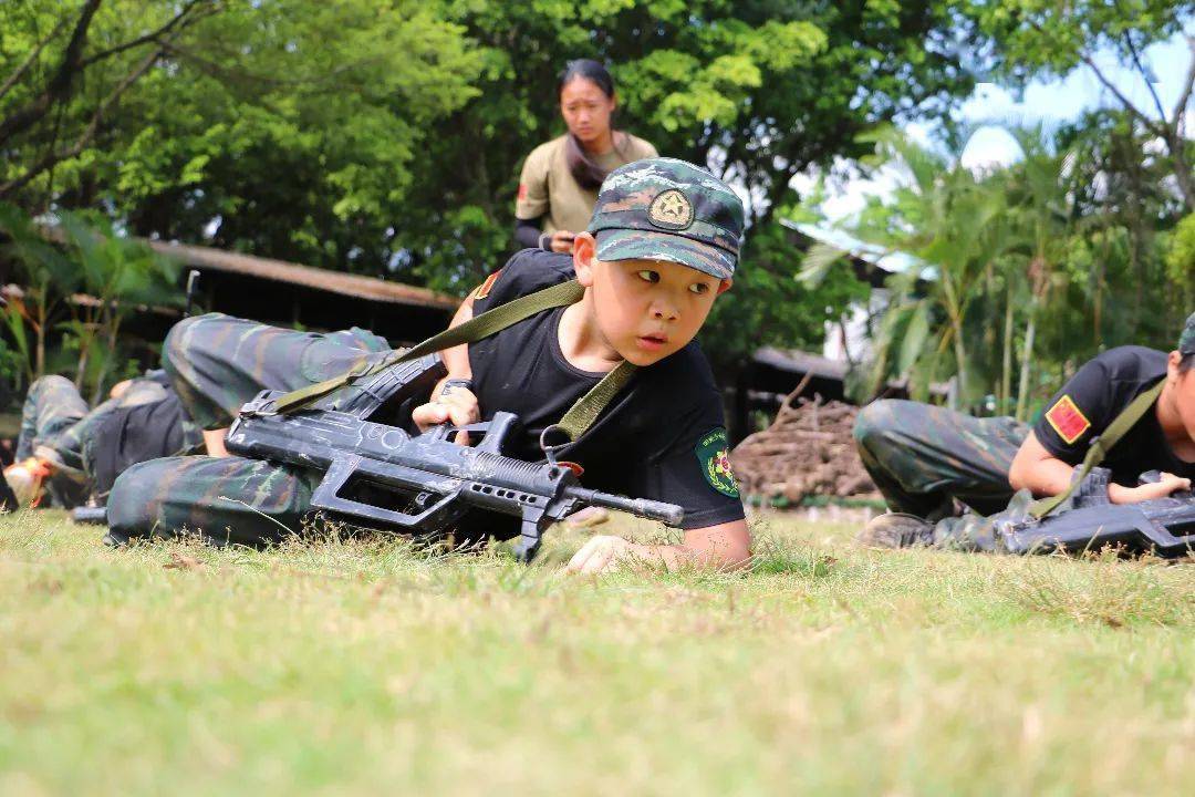 阳光少年童子军开营啦!