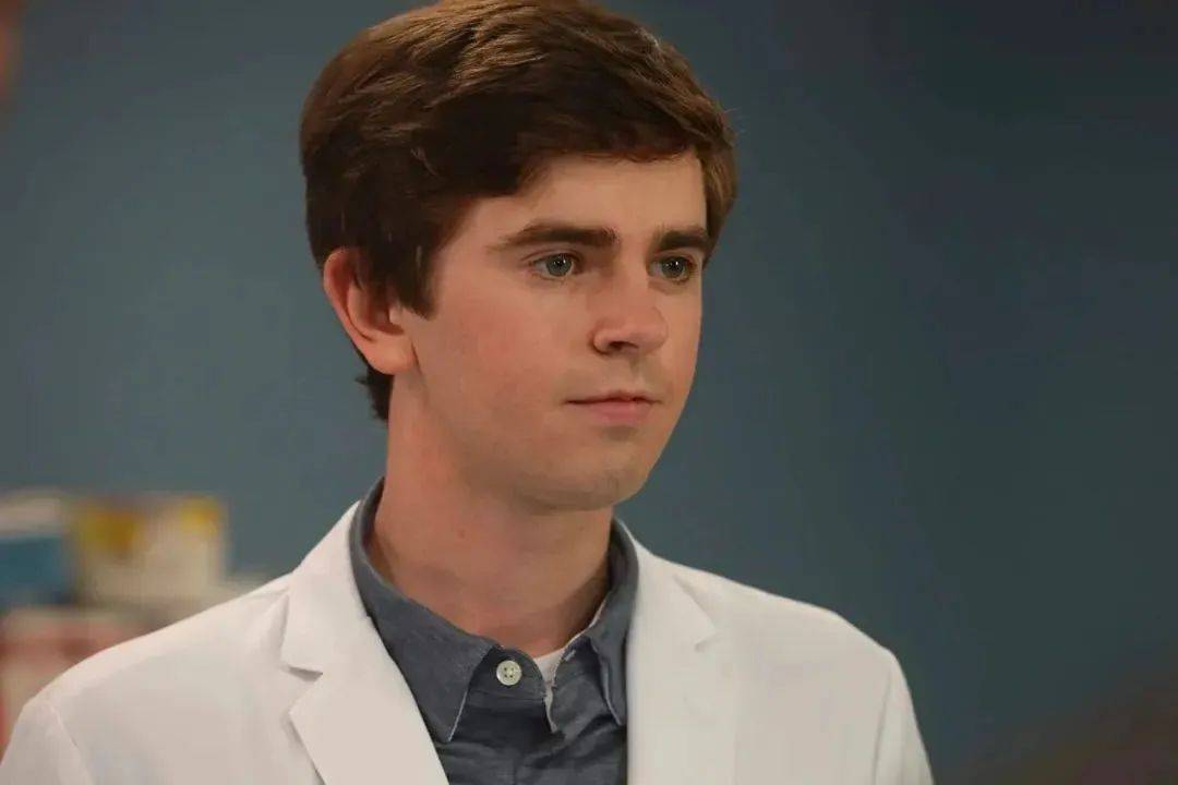 弗莱迪·海默 - 剑桥大学一起和指南君看看吧!