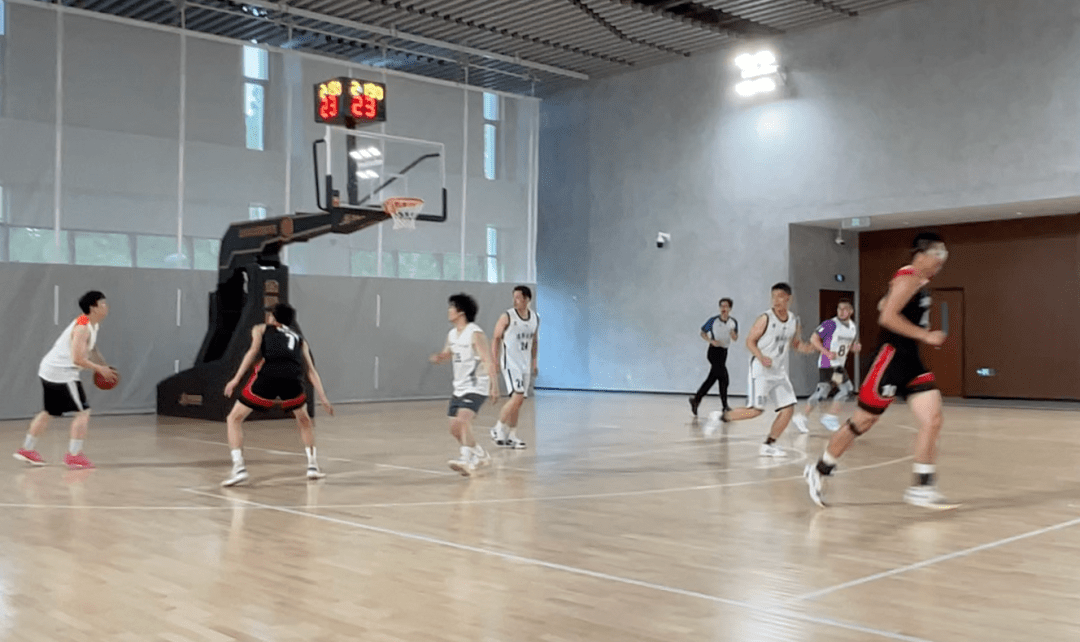 2007至2010年高中毕业于上海格致中学