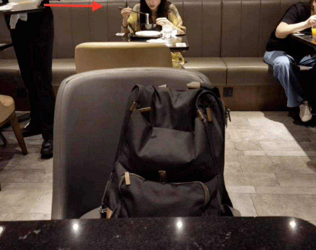 男子偷拍李若彤被妻子怀疑出轨,女方在线求李若彤帮忙,本尊竟回应了!