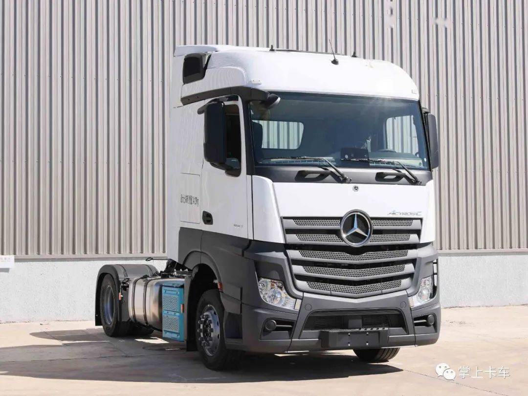 奔驰国产重卡又上新!最大580马力_搜狐汽车_搜狐网