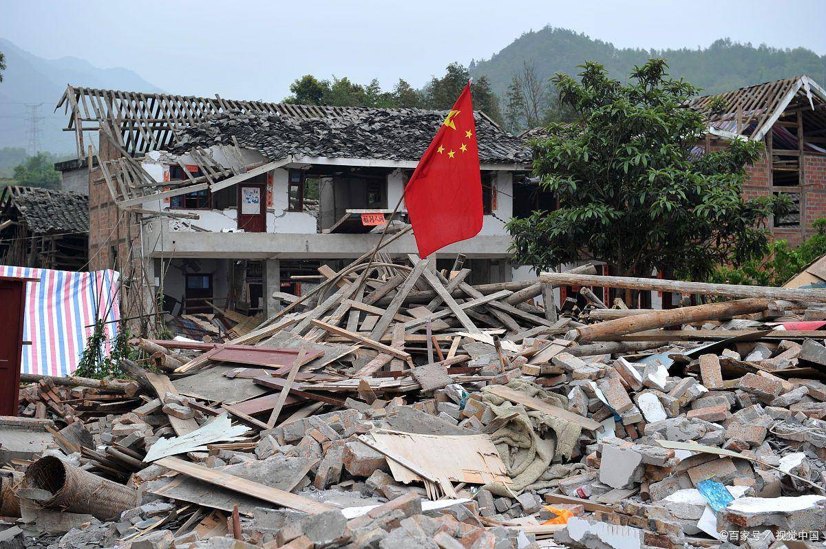 追忆汶川5月12日——致敬那些居住在天堂的英雄与逝者_地震_人民_人们
