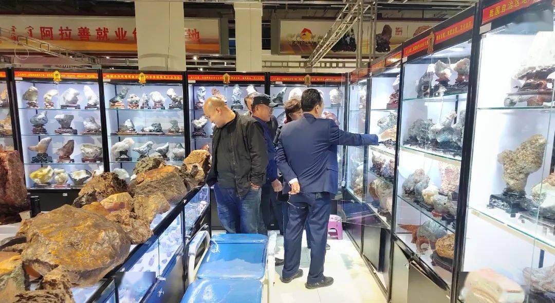 保护消费者合法权益,阿左旗文旅集团大漠奇石文化产业园在阿拉善大漠