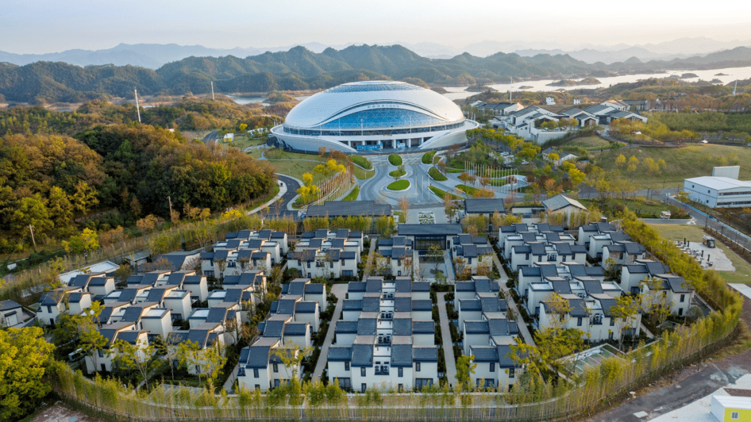 内亚运分赛区千岛湖郝力克酒店这是一家落户千岛湖鲁能胜地5a景区内