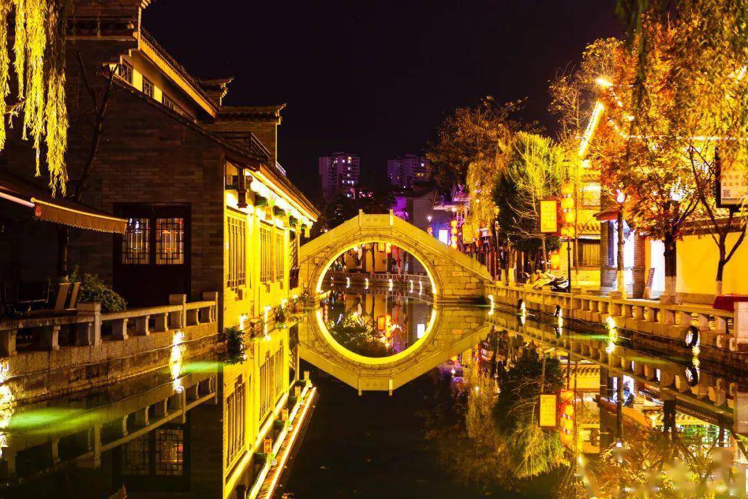 灯光_彝人古镇_官渡