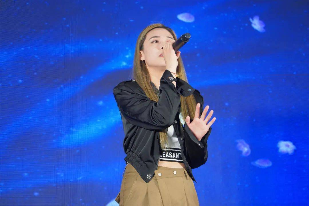 这届歌手音浪太强!龙子湖的水都沸腾了!_radio_郑州_社交