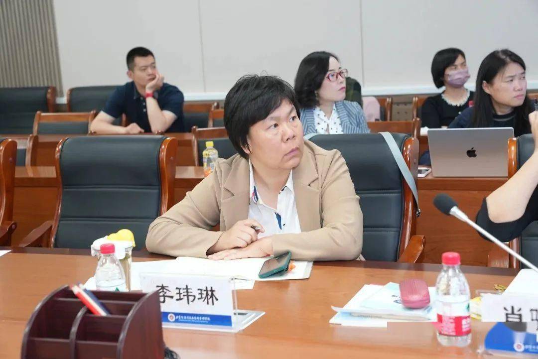 李玮琳老师分享的课例是《校园设计与模型制作》,该课例的设计来源于