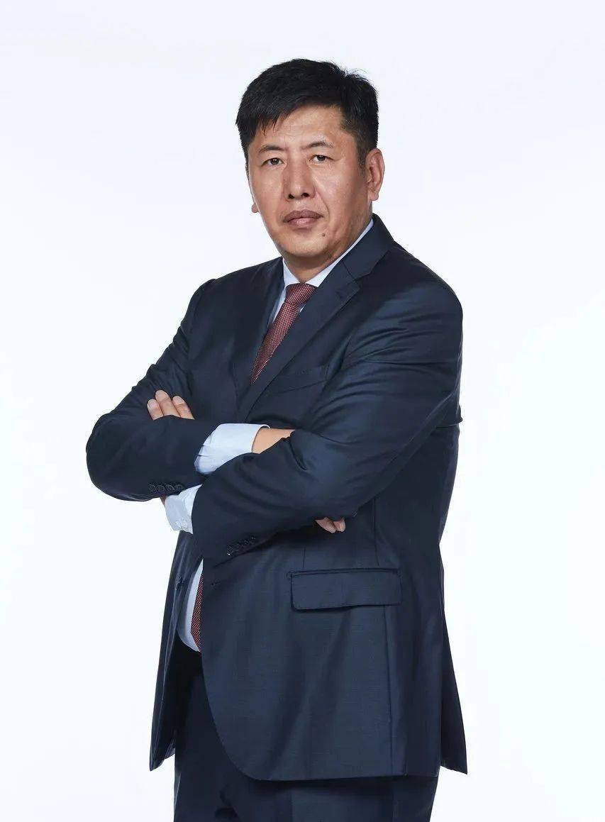 王晗下课"丁团长"接棒!山东男篮能完成更新换代吗?_指导_丁伟_赛季