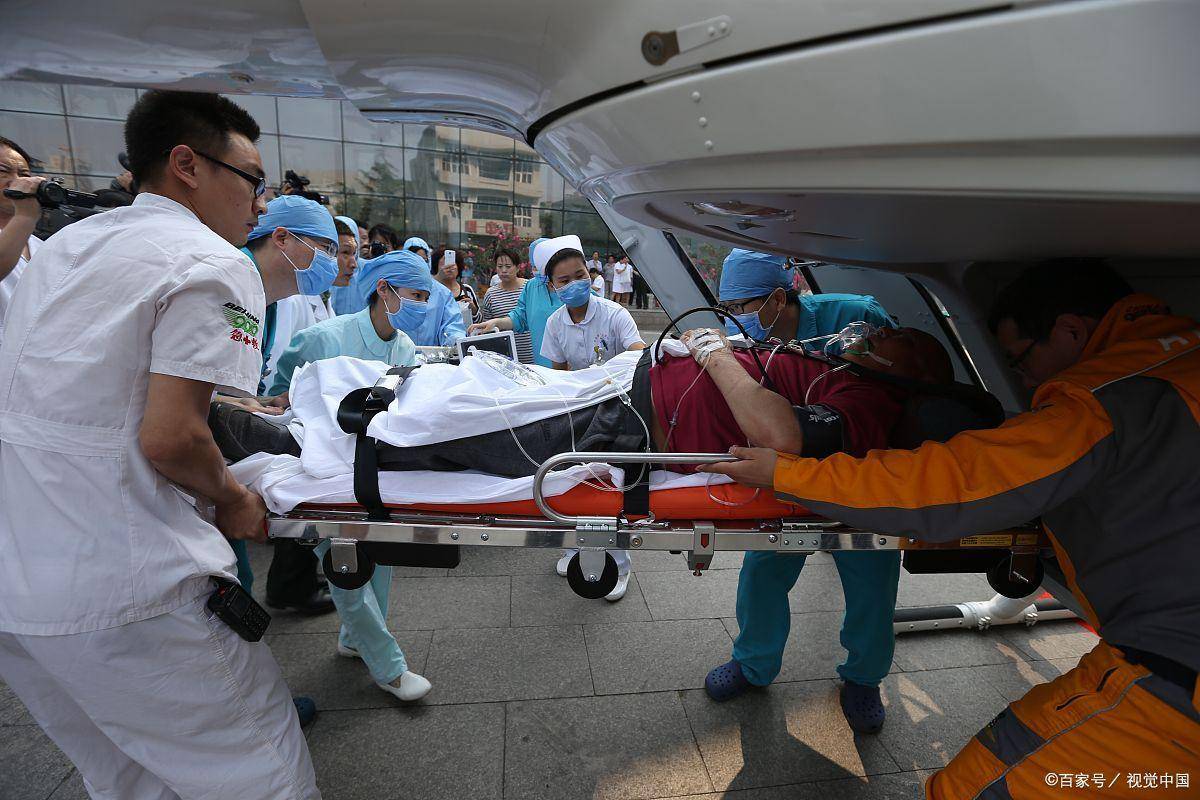 被遗忘在磁共振舱3小时医院发生重大医疗事故涉事医生被辞退