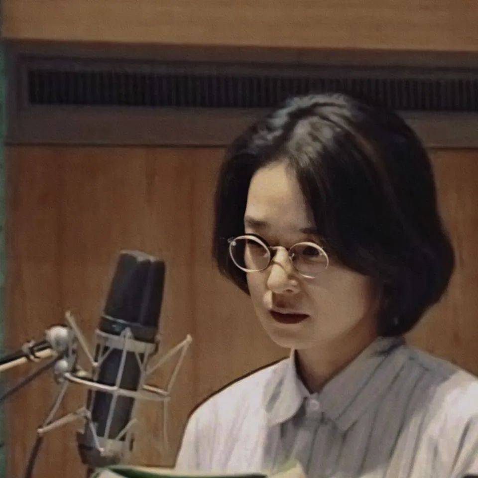 最离谱的是,田中裕子不仅能驾驭各种纯欲小妖精,也能诠释清淡文艺女.