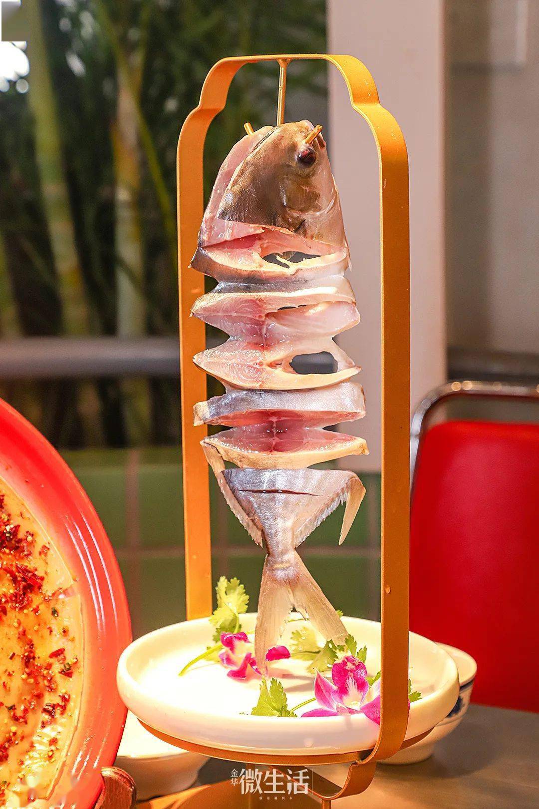 hou hot pot▌金鲳鱼 ▌大块啃肉,每一口都酣畅淋漓,爽爆味蕾碰撞出