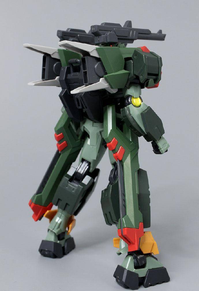 指令00q高达模型的正确玩法,翠绿00q与翠绿暴风指令高达模型_改造