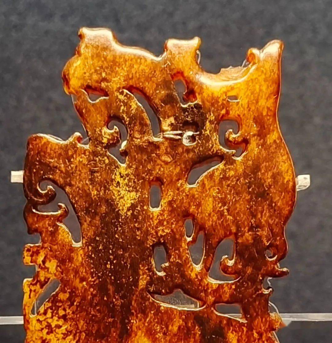 形和几何形器物,太湖流域良渚文化的玉器,玉琮,玉斧,玉戬和和黄河流域