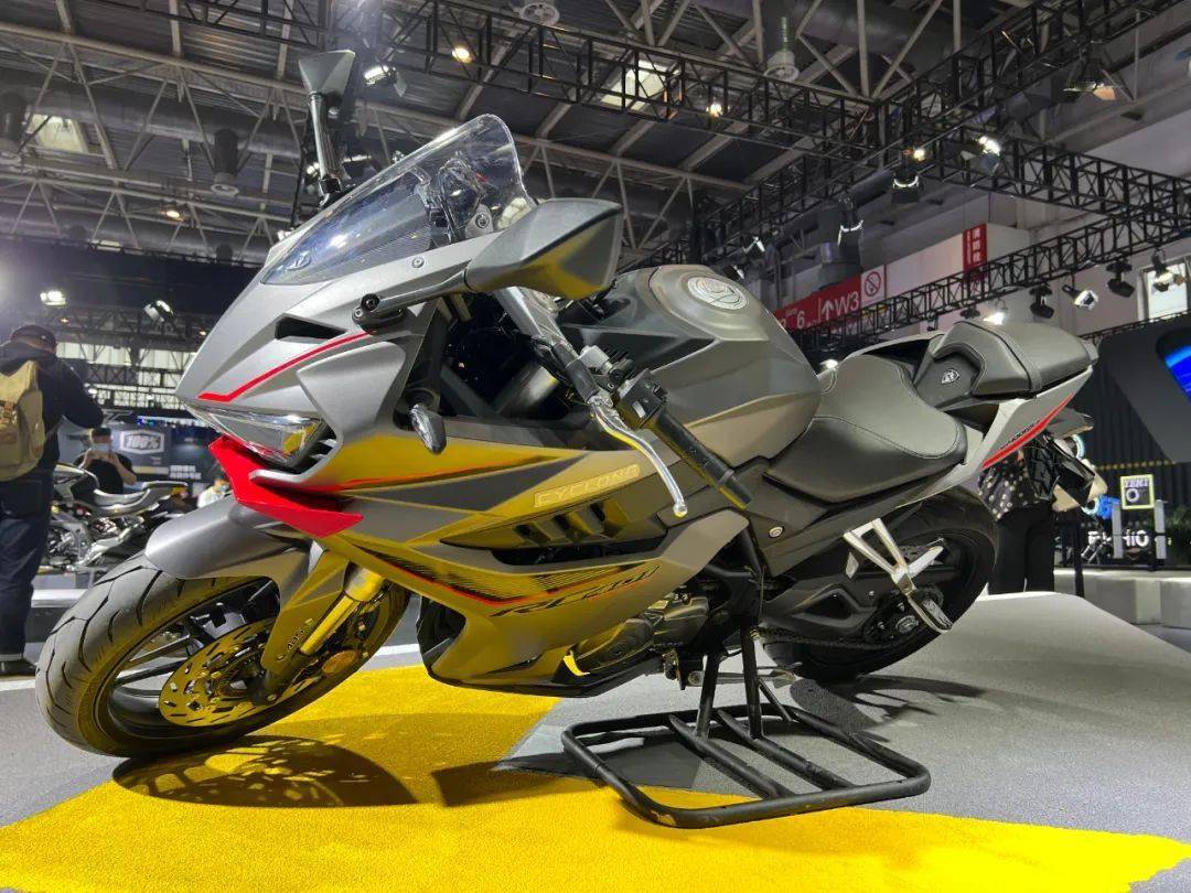 北京摩展 | 赛科龙rx650上市,ra401价格公布,宗申发布"非凡"智能系统