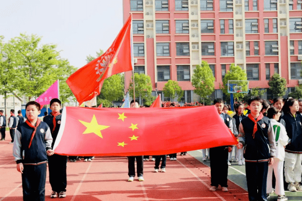 热血不息 为梦上场——莘县甘泉学校举办第二届体育节_运动_青春_师生