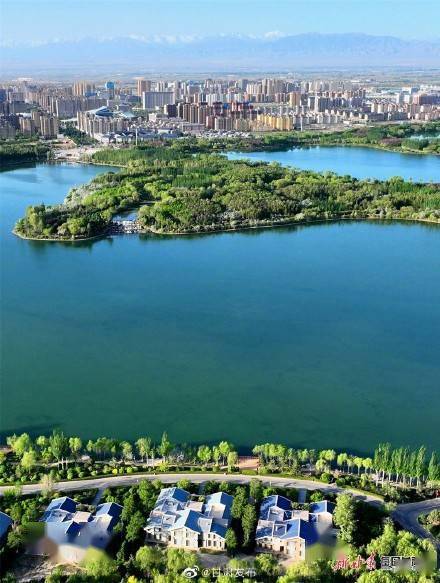 甘州芦水湾水天一色风光旖旎_张掖市_甘肃_生态