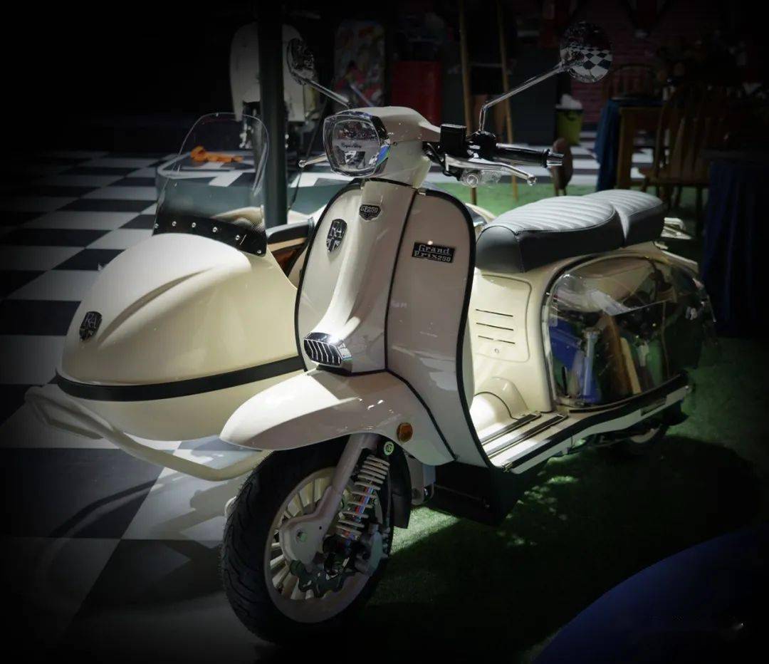 royalalloy 续写摩登 玩无止境_搜狐汽车_搜狐网